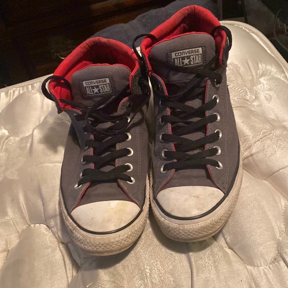 Converse Chuck Taylor Low Size 11.5